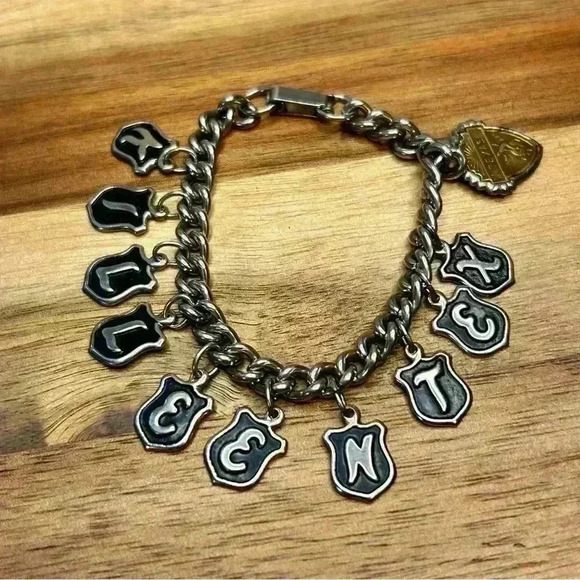 Killeen, TX Charm Bracelet with Vintage Texas Charm - Picture 2 of 4